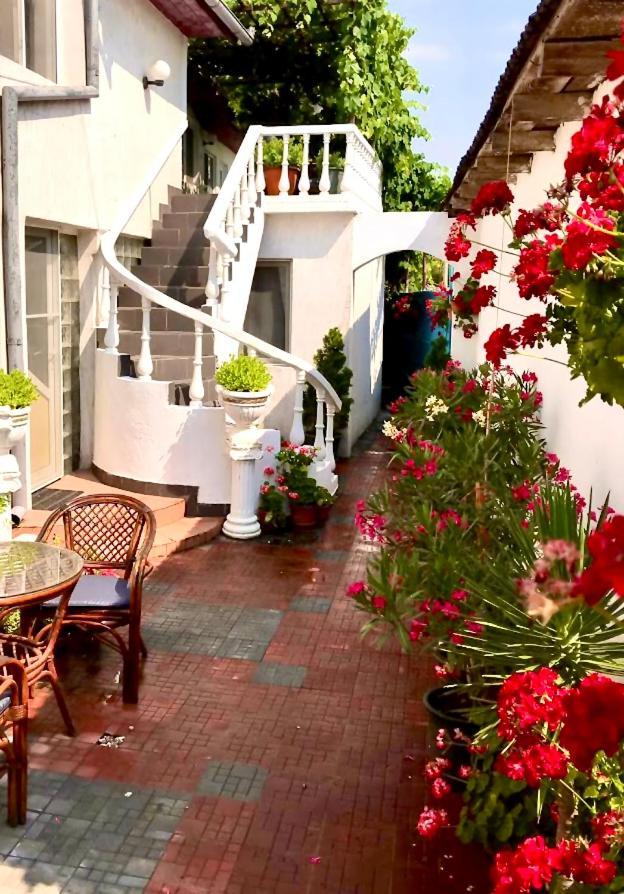 Casa Mediterana Доуэ-Май Экстерьер фото